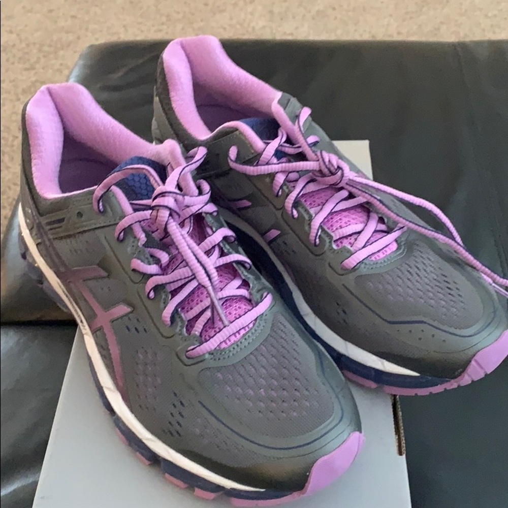 Women’s Gel-Kayano 22 - brand new in the box